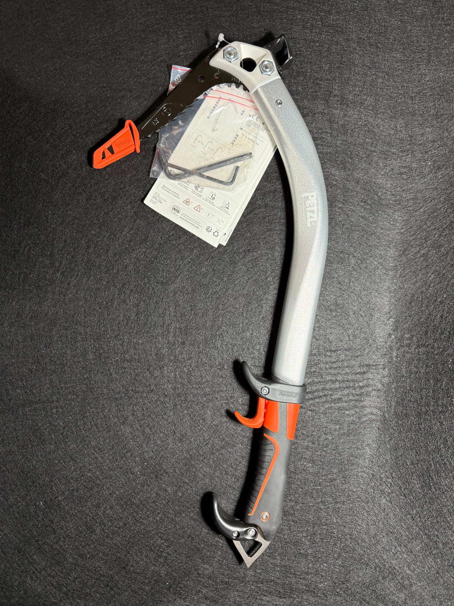 【現貨直發】攀索 PETZL QUARK 多功能冰鎬（單支售價）技術登山／攀冰專用